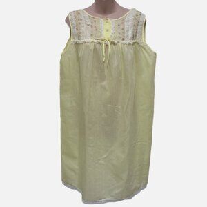 Vintage Aristocraft by Superior Yellow Sleeveless Embroidered Lace Night gown L